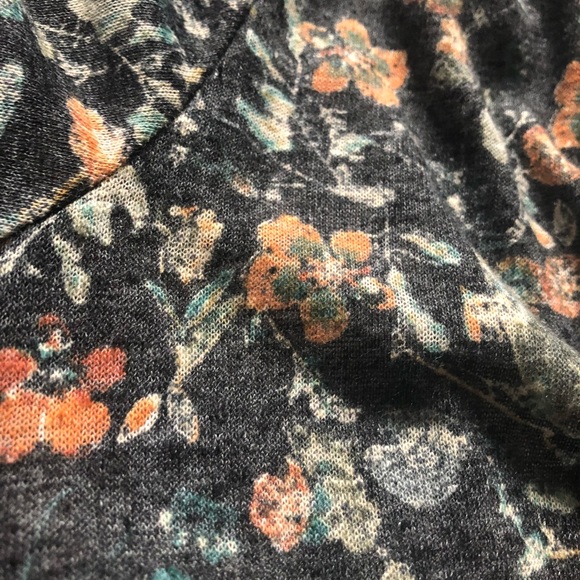 NWT LuLaRoe Sarah Small Dark Gray w/ Flowers - Picture 3 of 4